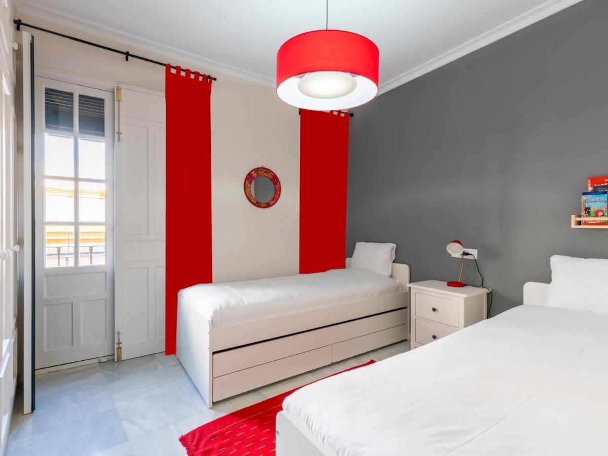 Holi-rent Penthouse Penuelas Appartement