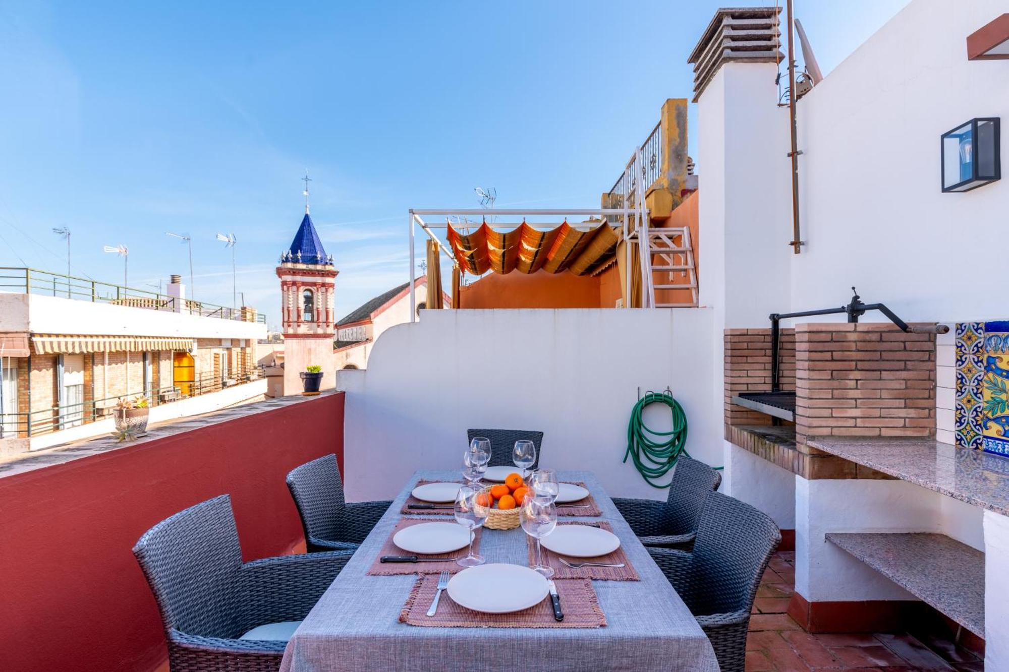 Holi-rent Penthouse Penuelas Appartement *