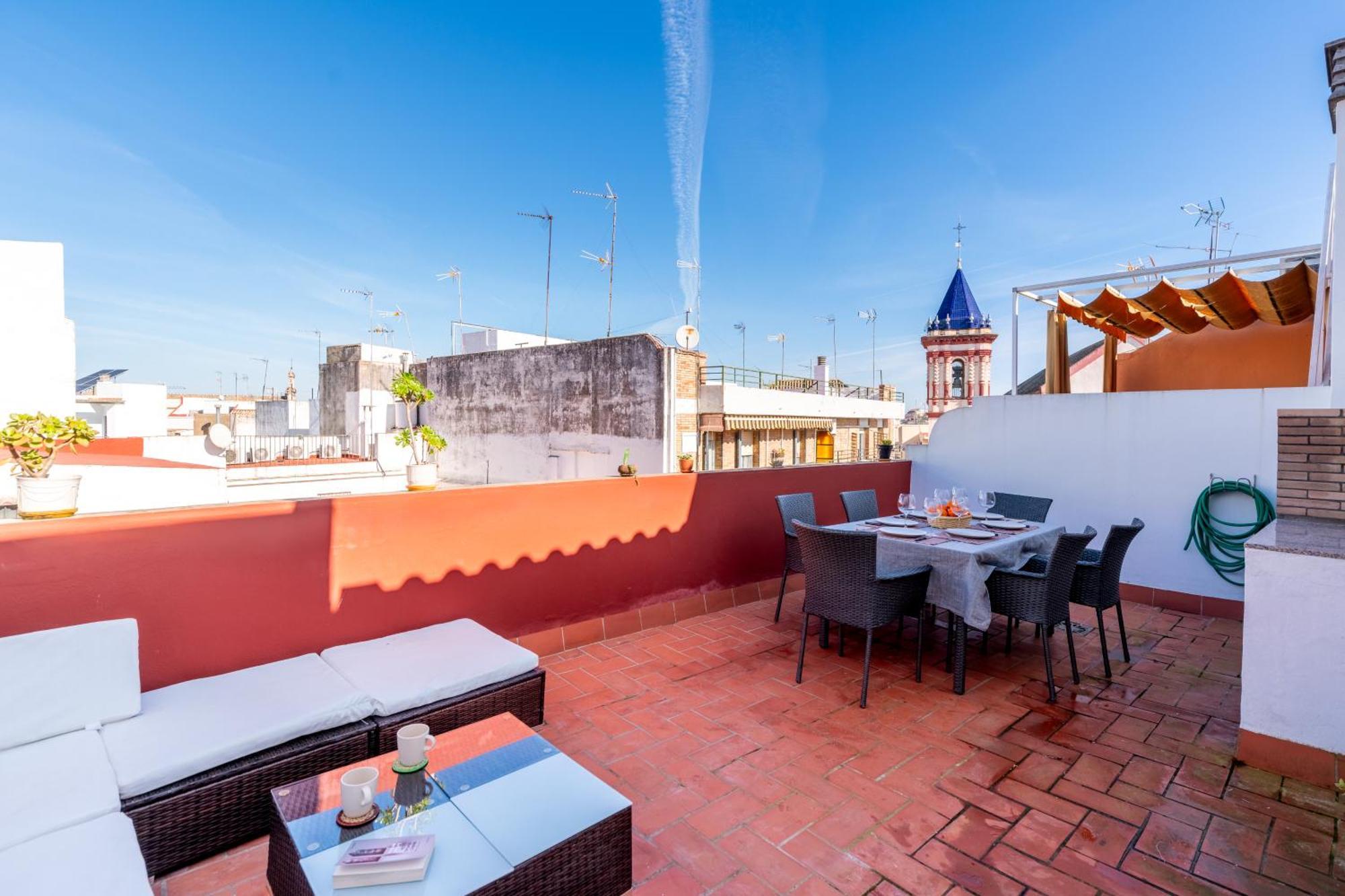 Holi-rent Penthouse Penuelas Appartement